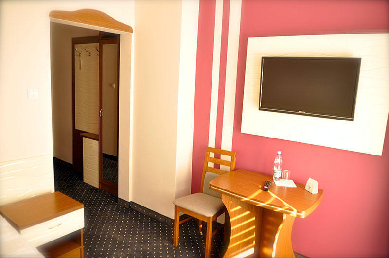 Hotel Imperium Pionki Номер фото