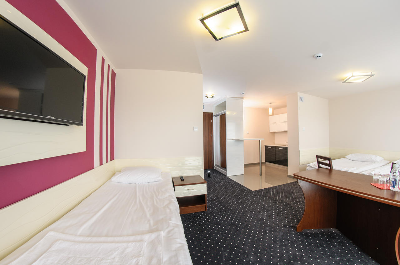 Hotel Imperium Pionki Номер фото