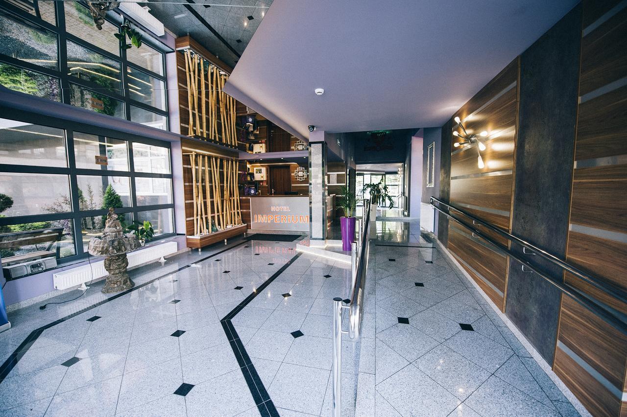 Hotel Imperium Pionki Екстер'єр фото